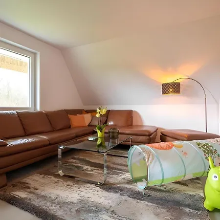 De Henkieker - Mit Sauna Und Kamin Fuer 6 Personen Pepelow